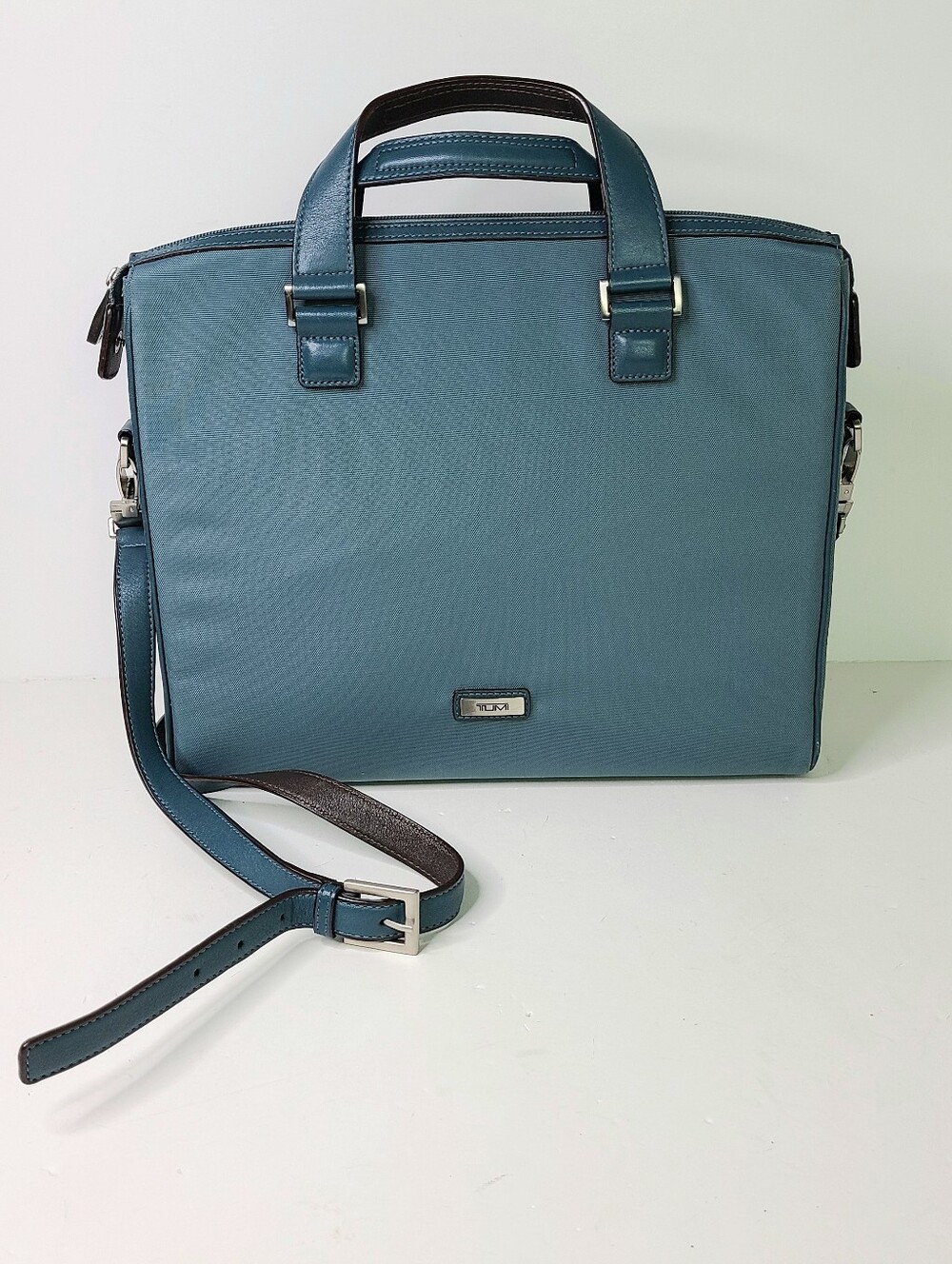 Tumi Nylon Messenger Laptop Travel Bag